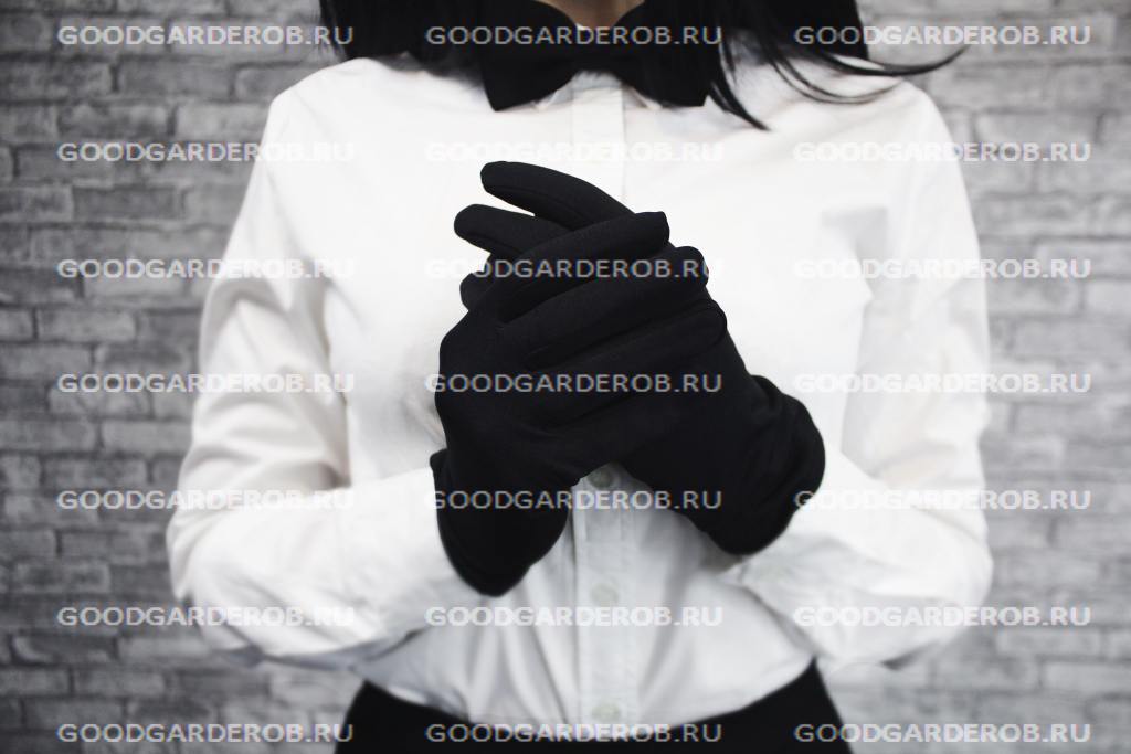 Гардеробщик в классической форме одежды + бабочка + чёрная жилетка + чёрные перчатки